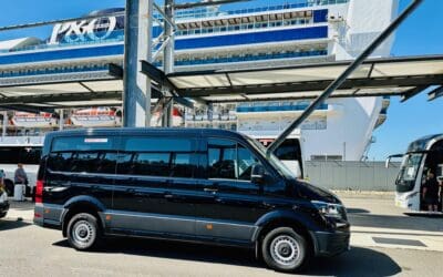 Cruise Transfer Service with Volkswagen Crafter Minibus from Camden